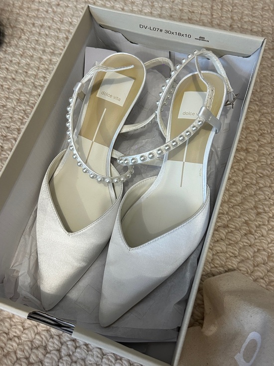 Dolce Vita Shoes - Dolce Vita White Pearl-Trim Pointed Toe Flats